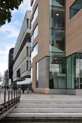 Ørestad Skole Vestfacade, gymnasium