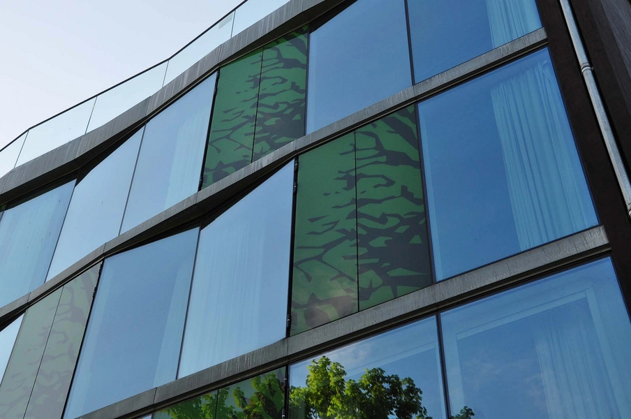 CBS Porcelænshaven Facadepanelernes rytmiske bevægelser skaber et dynamisk facadeudtryk