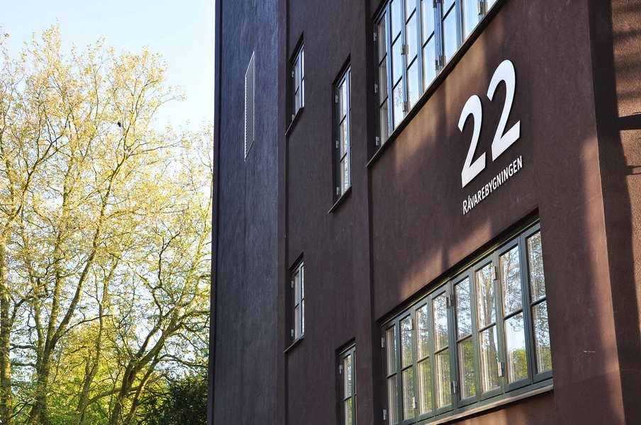 CBS Porcelænshaven 0Kig på bygningens hjørne