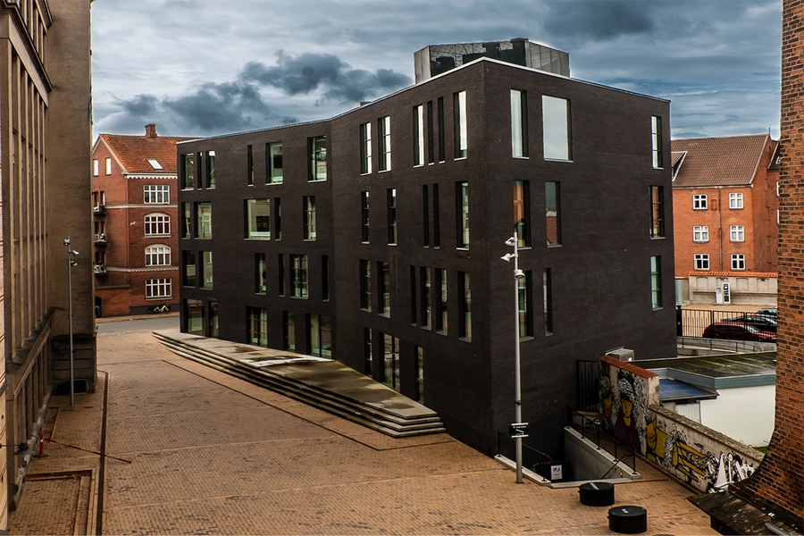 Rygkirurgisk center privat set fra vest