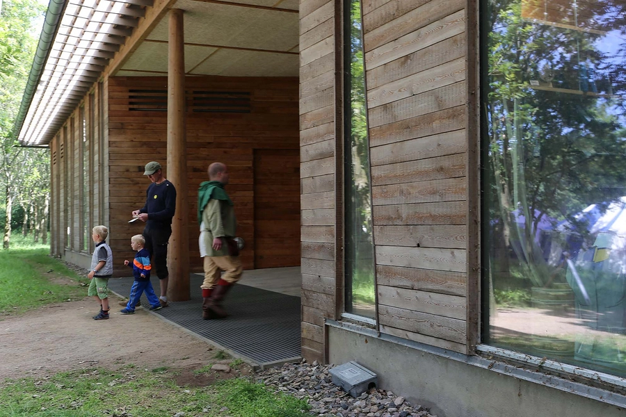 Besøgscenter Spøttrup Borg Facadeudsnit, indgang fra borgsiden
