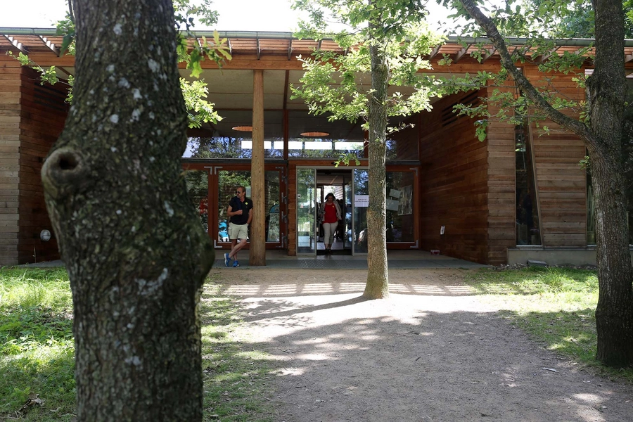 Besøgscenter Spøttrup Borg Indgang fra borgsiden