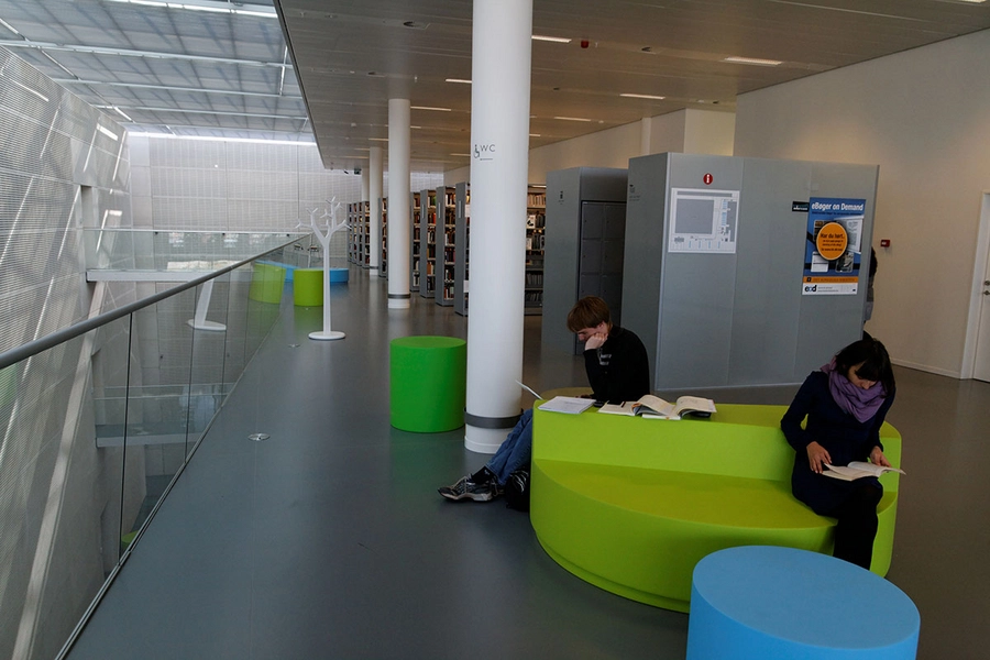 Det Humanistiske Fakultetsbibliotek Interiør