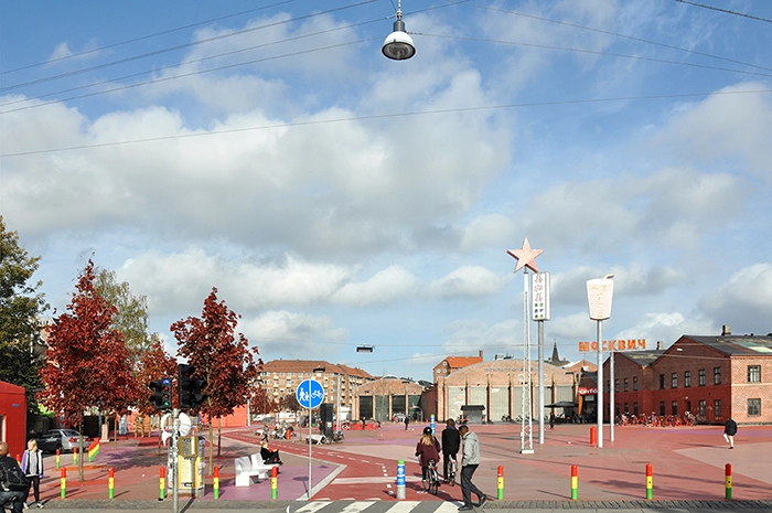 Superkilen Den Røde Plads