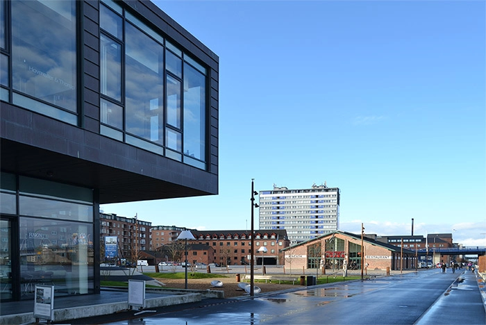 Havnehuset, Jomfru Ane Parken Promenade