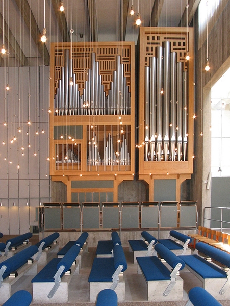 Gug Kirke Orgel