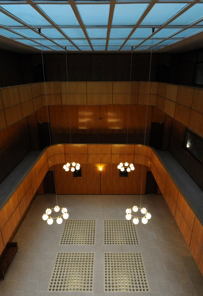 Overformynderiet Interiør. Set fra 2. balkon.