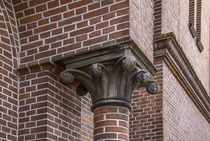 Sankt Pauls Kirke (Aarhus) Søjledetalje