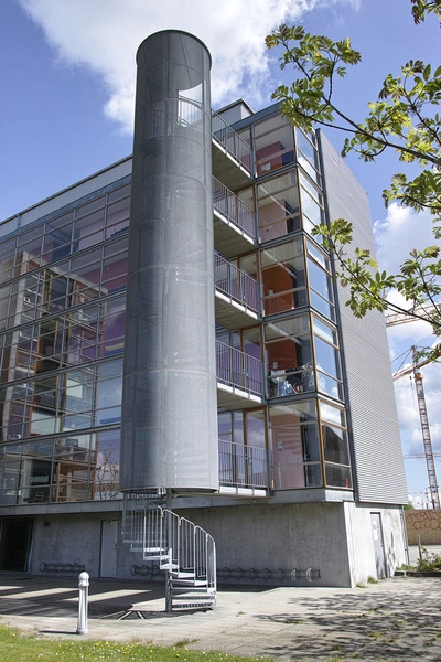 Industrikollegiet Nødtrappe, køkkentårne