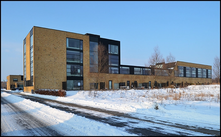 Kartoffelrækkerne, Trekroner Set fra øst