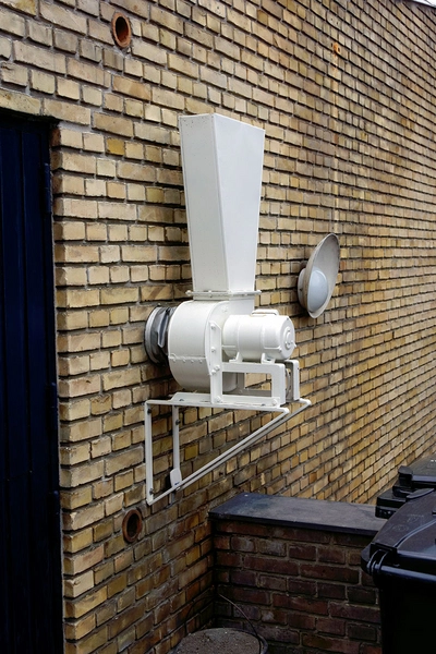 Varmings hus Postkasse