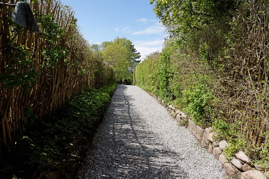 Varmings hus Indkørsel