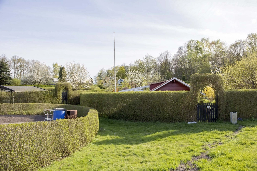 De ovale haver / De runde haver Hække og havelåge
