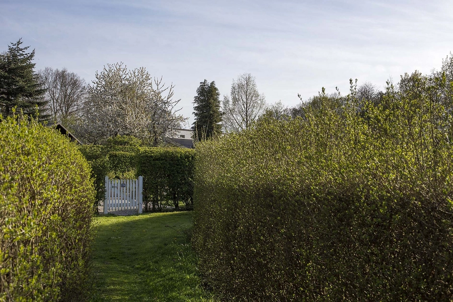 De ovale haver / De runde haver Hække og havelåge