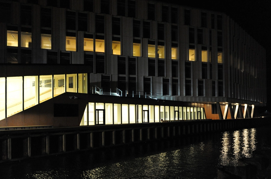 FN-byen Set fra sydøst, nat