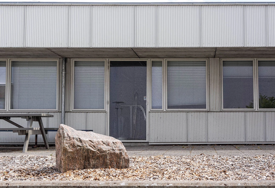 Handelsskolen Sjælland Syd - ZBC - Zealand Business College Facadeudsnit, havekunst