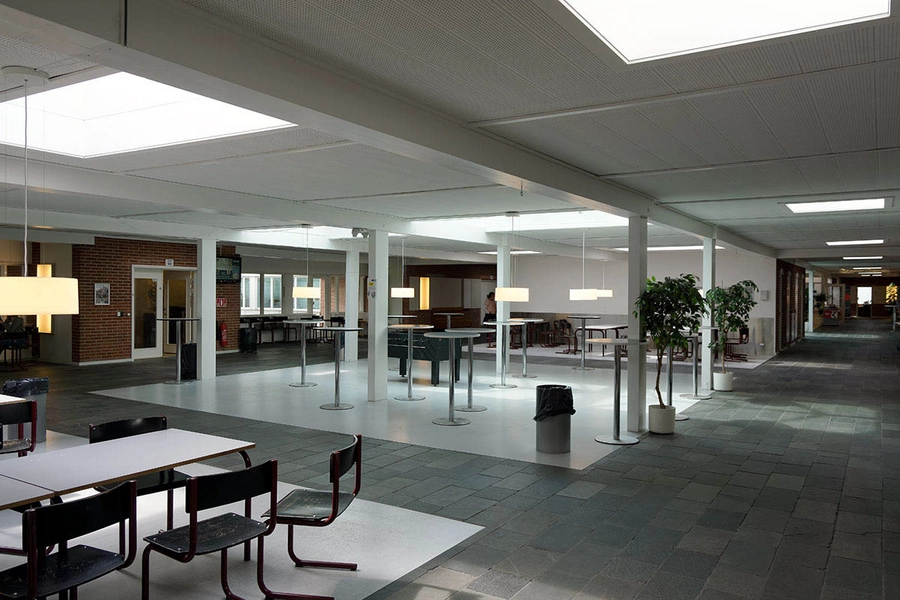 Handelsskolen Sjælland Syd - ZBC - Zealand Business College Interiør