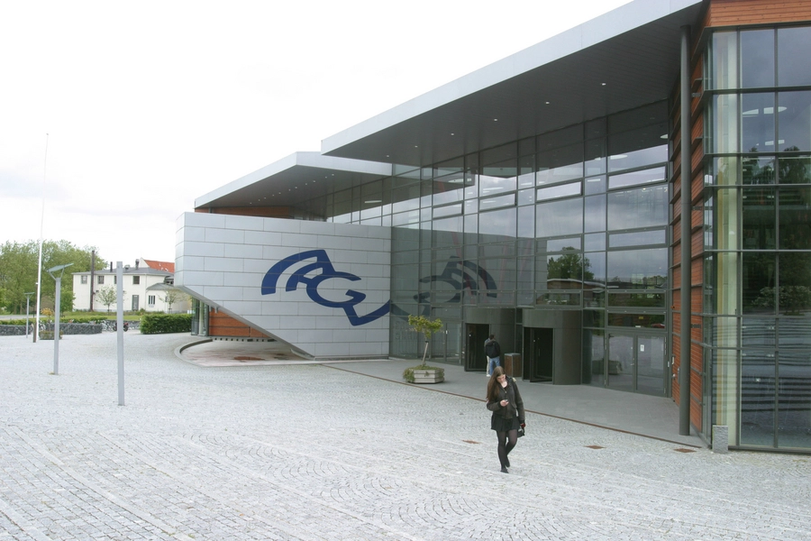 Nærum Gymnasium Indgangsparti