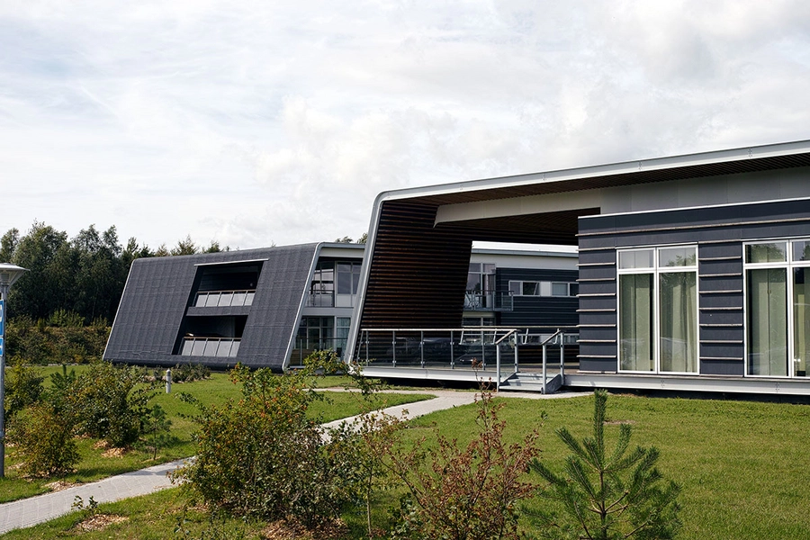 Symfonien plejeboliger og center Facadeudsnit, tag-gavl-dæk-element