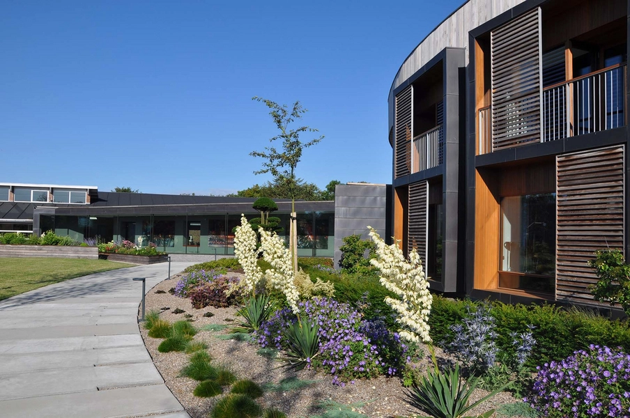 Ecco Conference Centre Facadeudsnit og beplantning