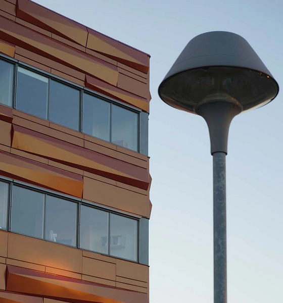 Advice House Detalje, Facade