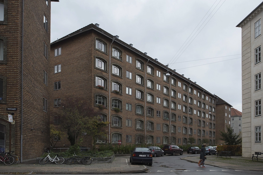 Stefansgård Blik ned af Humlebækgade