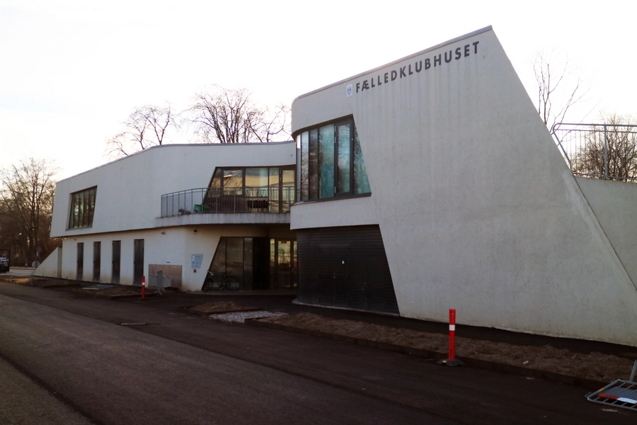 Fælledklubhuset Set fra nordvest